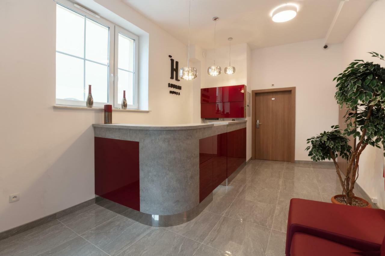 Hotel Lublin Kültér fotó
